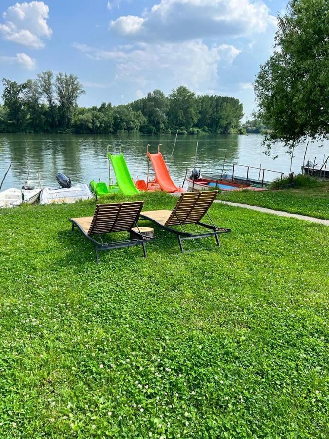 Apartmani Tiske Noci Becej Exterior photo