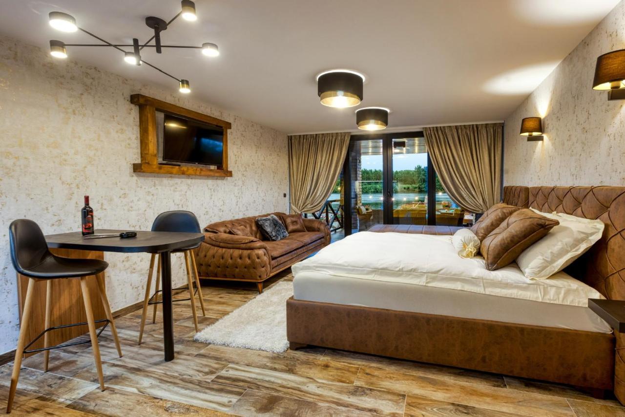 Apartmani Tiske Noci Becej Exterior photo